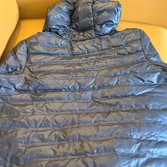 Columbia Children's Black Puffer Jacket - Picture 3 of 3